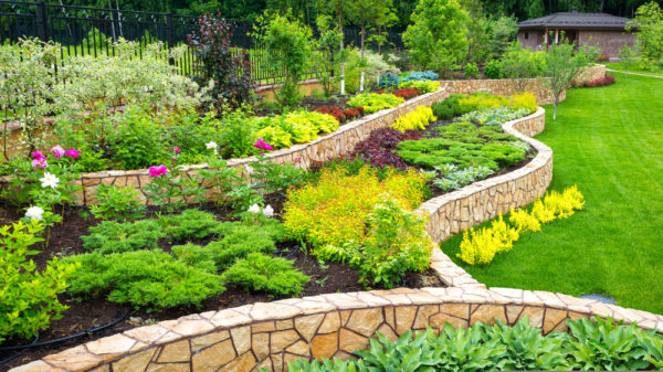 08 APNews How to get your landscaping ready for winter