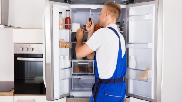 Express Appliance Repair Winnipeg Sharing 5 Reasons Of Using Professional Fridge Repair Service