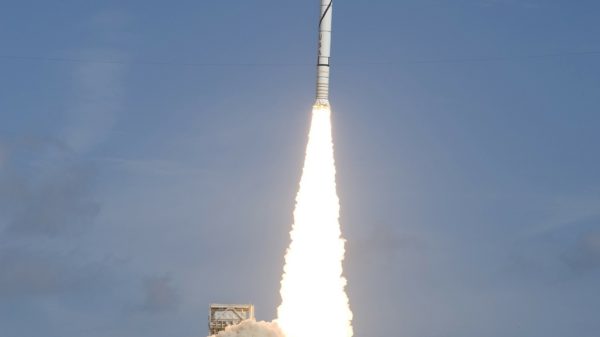 rocket launch 60622 1920