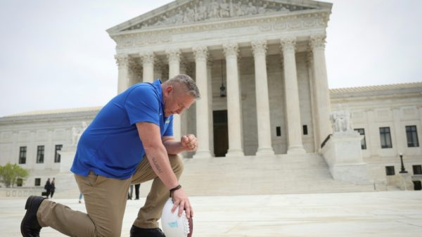 US Supreme Court backs praying soccer coach Health and