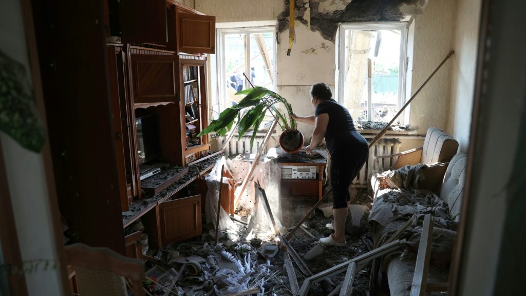 In eastern Ukraine "we live, it's a good day" | Online Free Press release news distribution - Vimarsana News