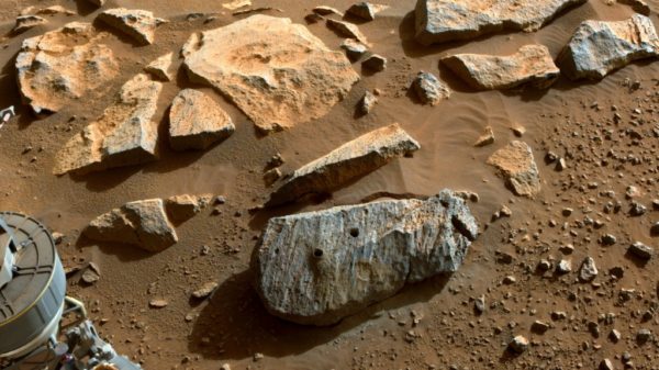 NASA plans to bring back rock samples from Mars