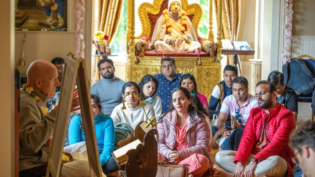 Ukrainian Hare Krishna followers seek refuge in Northern Ireland - UK News News - Report by AFR | Online Free Press release news distribution - Vimarsana News