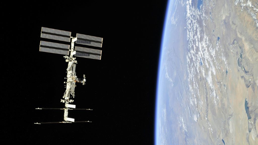 What's Next for the International Space Station When Russia Departs? - US News News - Report by AFR | Online Free Press release news distribution - Vimarsana News