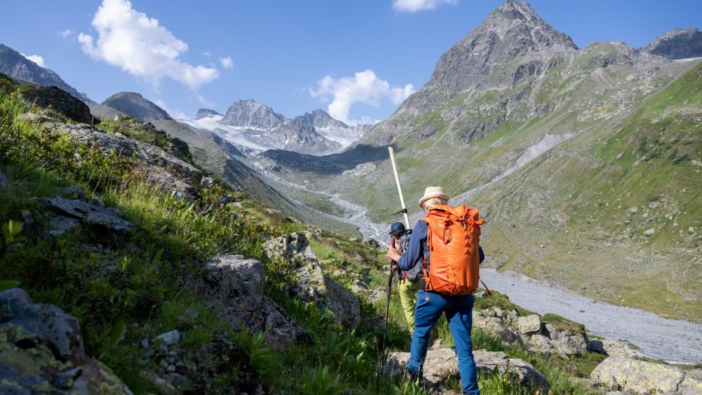 Austrian scientists are trying to unravel the mysteries of melting glaciers - Science-Environment News - Report by AFR | Online Free Press release news distribution - Vimarsana News