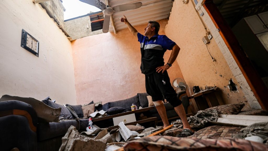 Exhausted Gazans under fire again - Vimarsana News