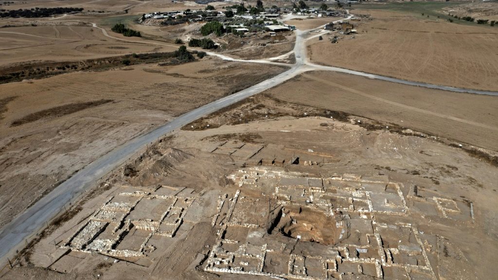 Israel unveils 1,200-year-old desert villa - Science-Environment News - Report by AFR | Online Free Press release news distribution - Vimarsana News