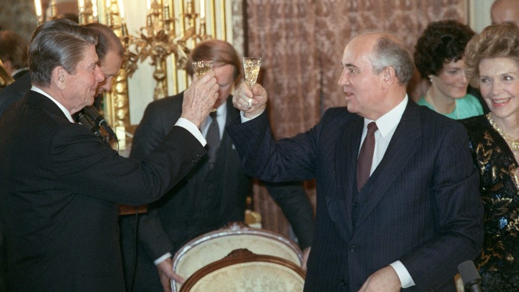 a friendship that ended the Cold War - Vimarsana News