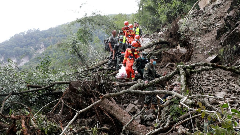 Downpours and mudslides hamper China earthquake rescue mission - Vimarsana News