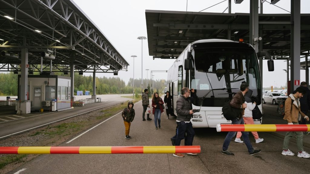 Fleeing Russians worry border will 'close forever' | Online Free Press release news distribution - Vimarsana News