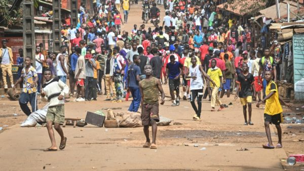 Guinea junta agrees return to civilian rule in 2 years