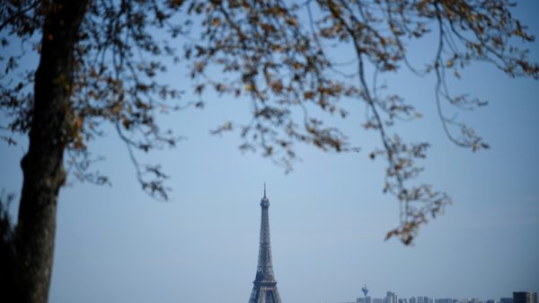 Paris abandons controversial re landscaping around Eiffel Tower Science Environment News