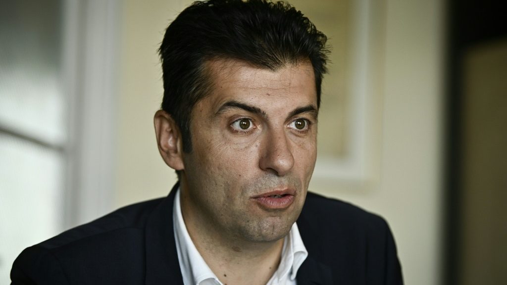 Veteran conservative faces reformer in Bulgaria polls - Vimarsana News
