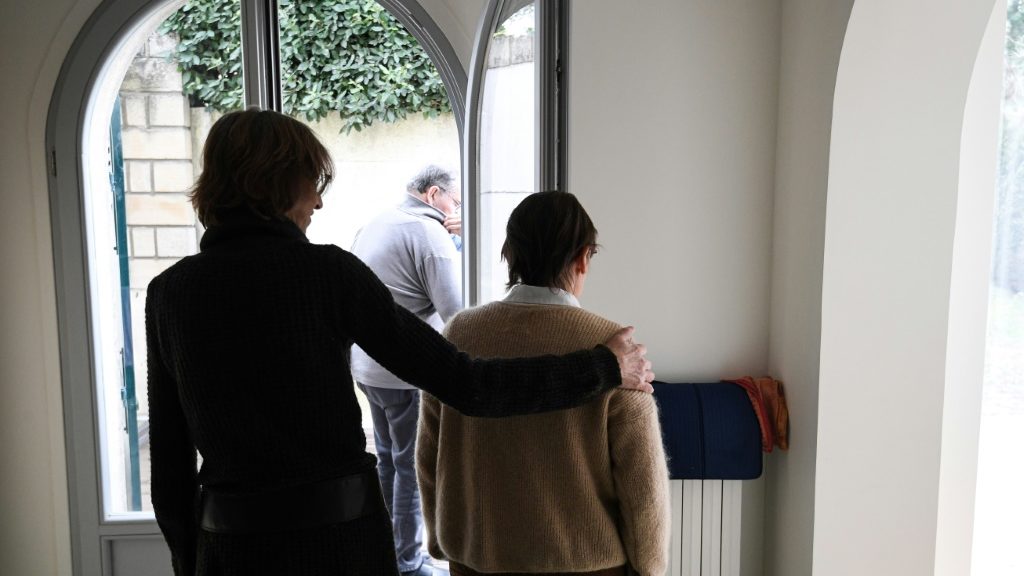 Alzheimer's drug data shows results but also risks - Science-Environment News - Report by AFR | Online Free Press release news distribution - Vimarsana News