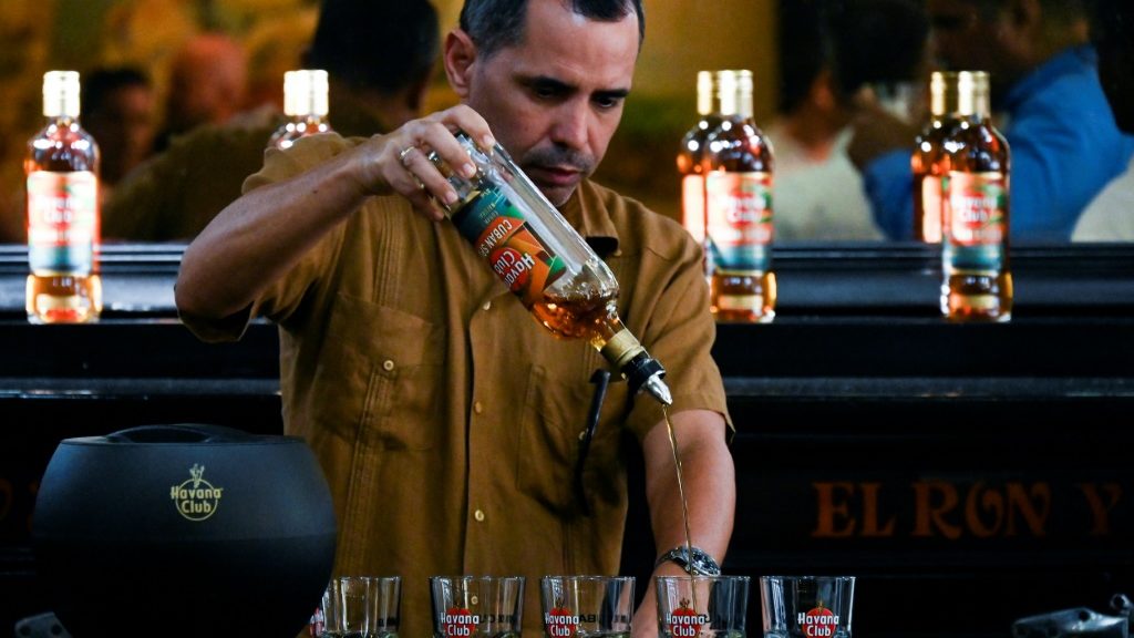 Cuban rum masters' tradition declared UNESCO cultural heritage - International News News - Report by AFR | Online Free Press release news distribution - Vimarsana News