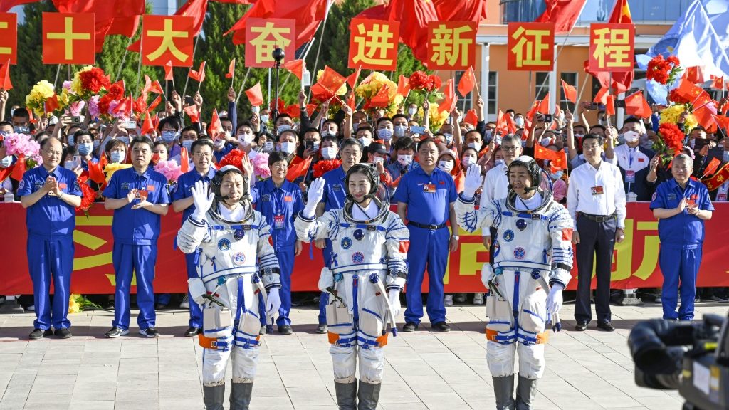 China astronauts return from Tiangong space station - AFR | Online Free Press release news distribution - Vimarsana News