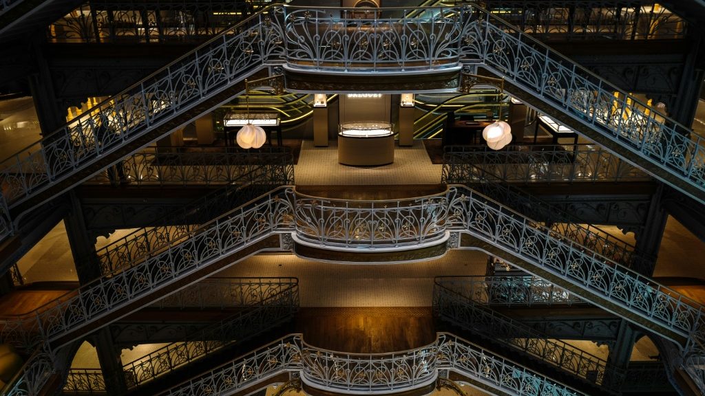 Protesters shut luxury Paris store La Samaritaine - AFR | Online Free Press release news distribution - Vimarsana News
