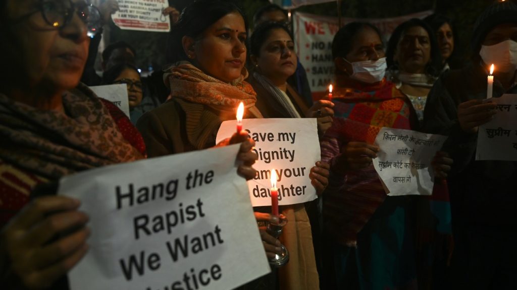 Candlelight vigil held for 2012 Delhi gang-rape, murder victim - Vimarsana News