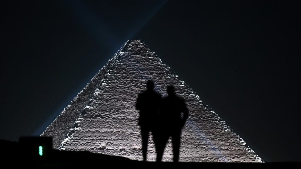 Dior showcases fashion in shadow of Egypt's pyramids - Middle East News - Report by AFR | Online Free Press release news distribution - Vimarsana News