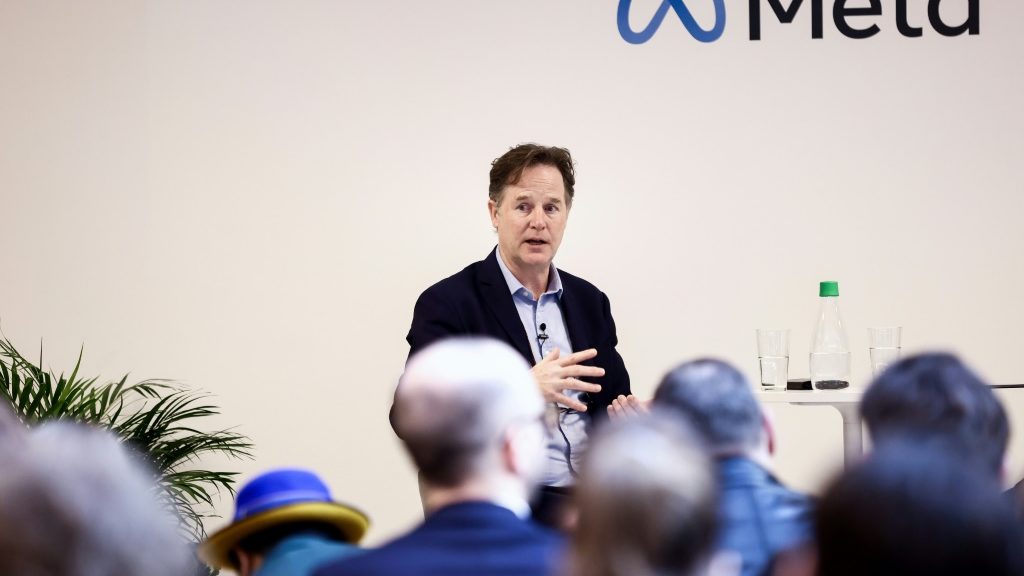Meta sees itself as dwarfed by 'Giant Tech' Apple - AFR | Online Free Press release news distribution - Vimarsana News