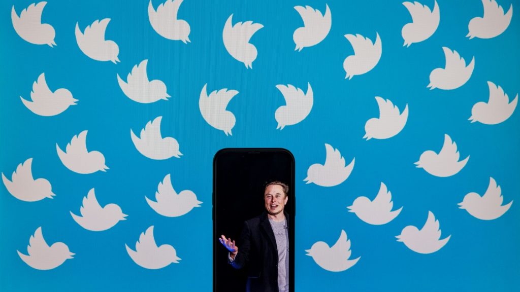Second coming of once-banned conspiracy theorists after Twitter amnesty - AFR | Online Free Press release news distribution - Vimarsana News