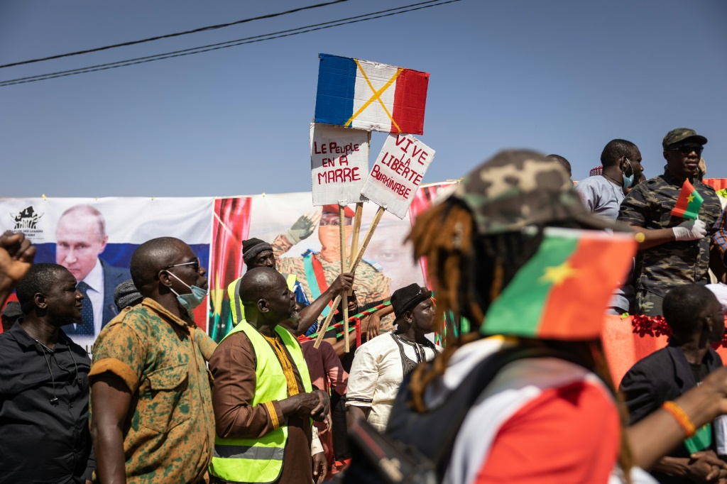 Burkina Faso wants French troops out: state news agency | Online Free Press release news distribution - TopWireNews.com