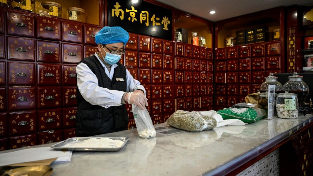 Chinese turn to traditional remedies to fight Covid - Health and Lifestyle News - Report by AFR | Online Free Press release news distribution - Vimarsana News