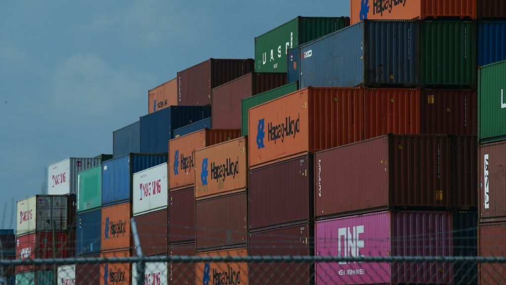 US trade shifts on Covid and China tensions, but no 'decoupling' yet - AFR | Online Free Press release news distribution - Vimarsana News
