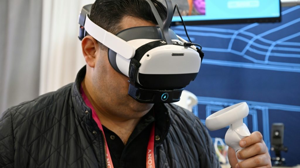 Virtual world on display at CES - Business and Tech News - Report by AFR | Online Free Press release news distribution - Vimarsana News