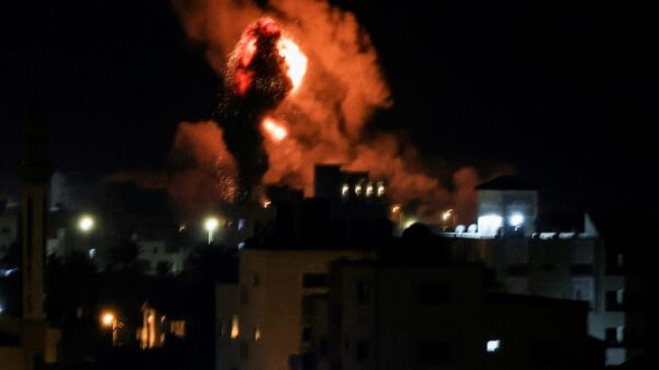 Israeli air strike hits Hamas complex in Gaza military