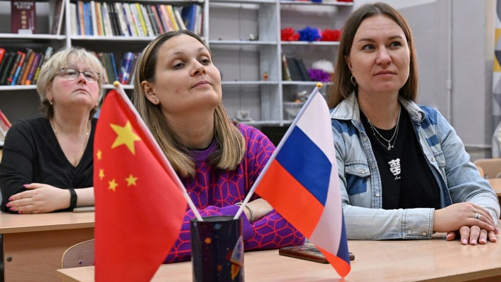 Russia's Asia pivot spurs boom in Chinese classes | Online Free Press release news distribution - Vimarsana News