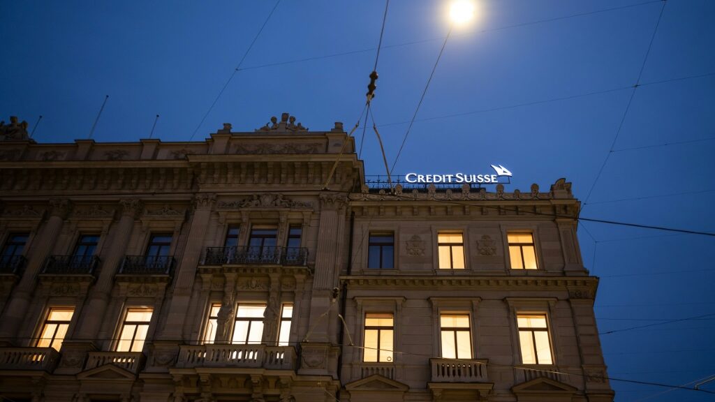 similar Swiss banks with differing fortunes - Vimarsana News