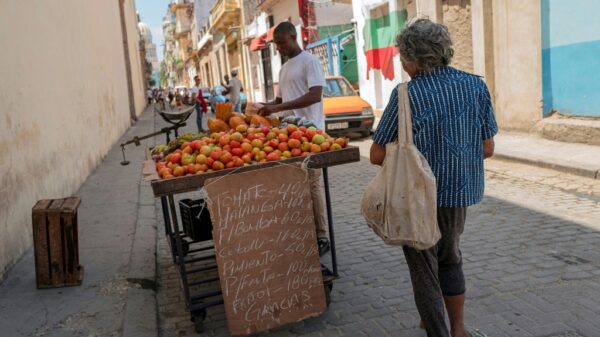 Soaring inflation wallops Cubans already battling shortages