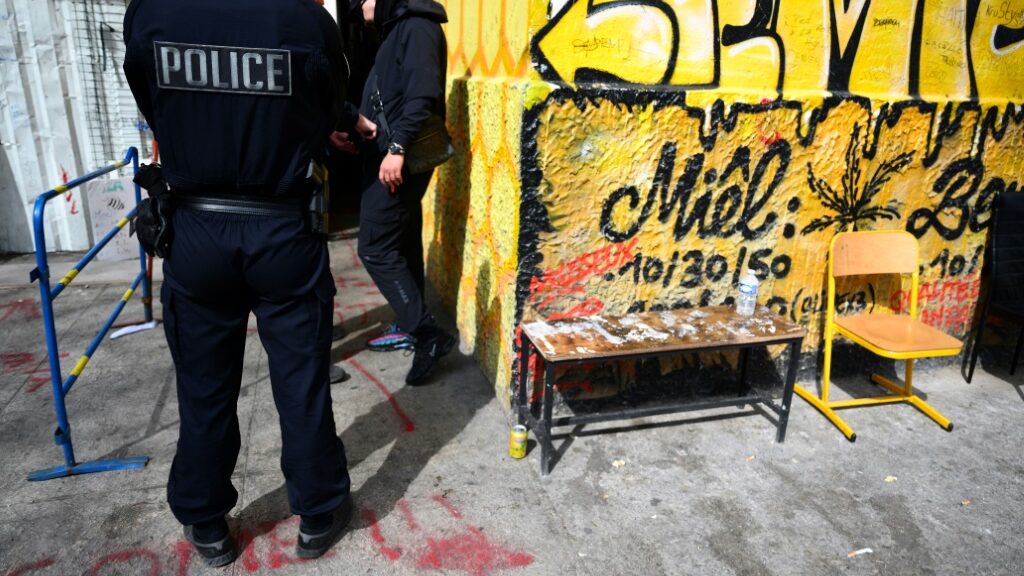 Teens lured to Marseille become 'slaves' of its drugs war | Online Free Press release news distribution - Vimarsana News
