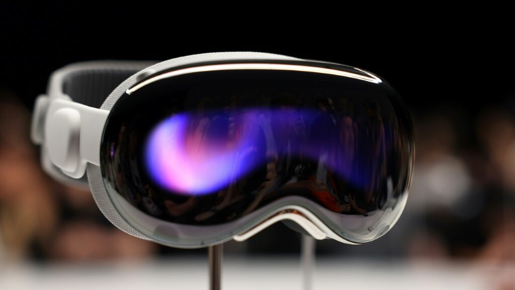 Apple lays down the gauntlet to the metaverse - AFR | Online Free Press release news distribution - Vimarsana News