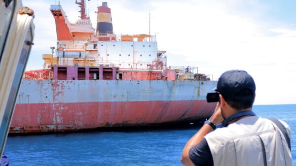 No alternative to risky oil tanker salvage in Yemen UN