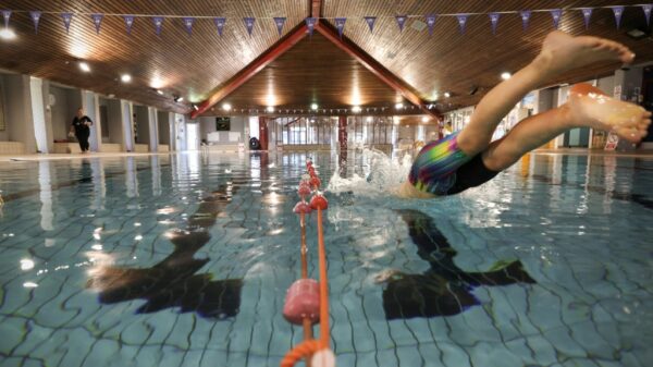 tiny data centre heats UK swimming pool UK News