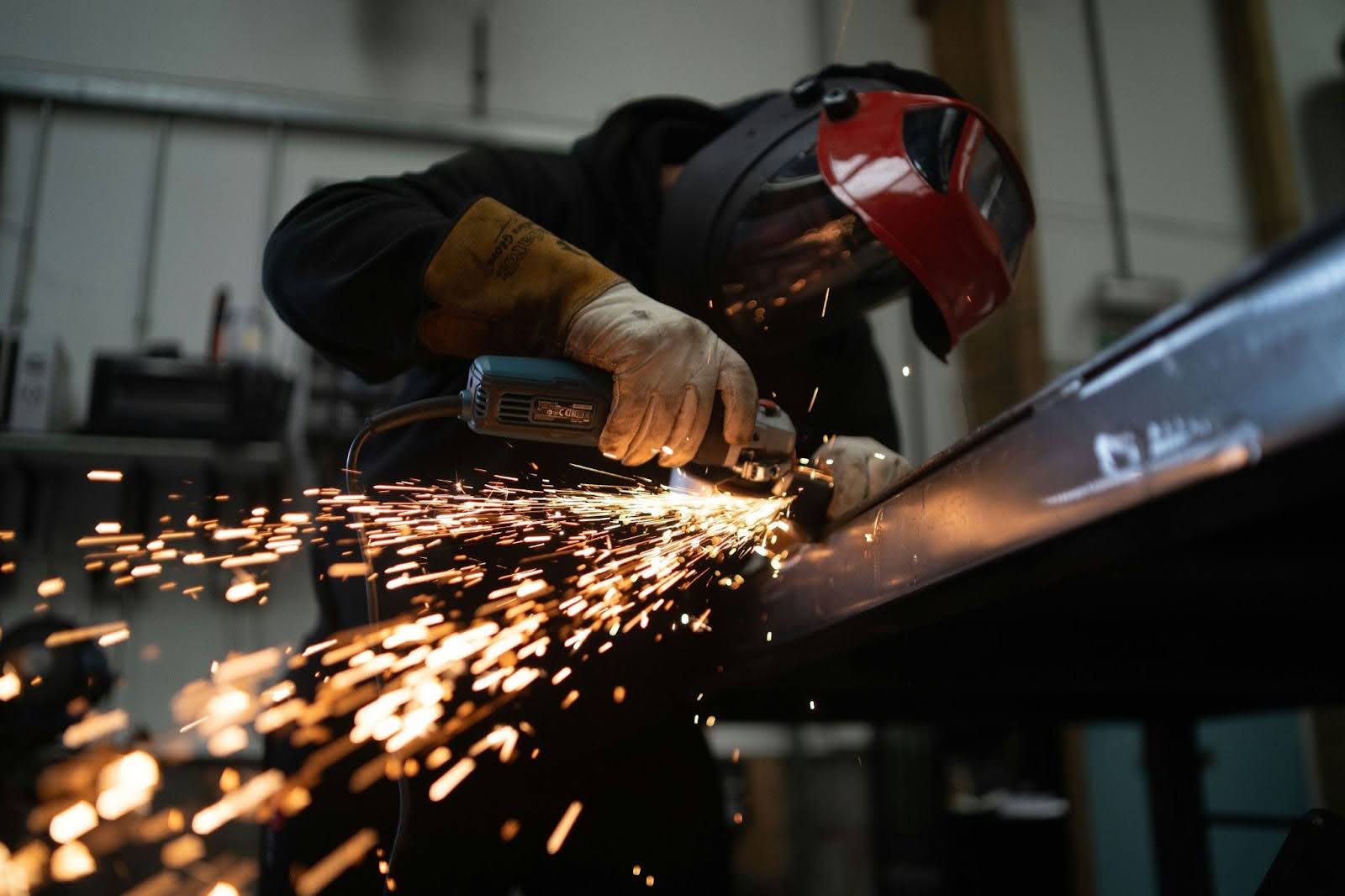 Beyond the Digital Thread: Why Manufacturing’s Future Is Human-Centered